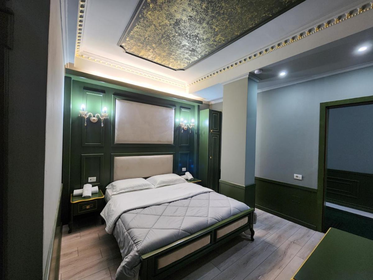 Hotel Lotus Tirana Exterior photo